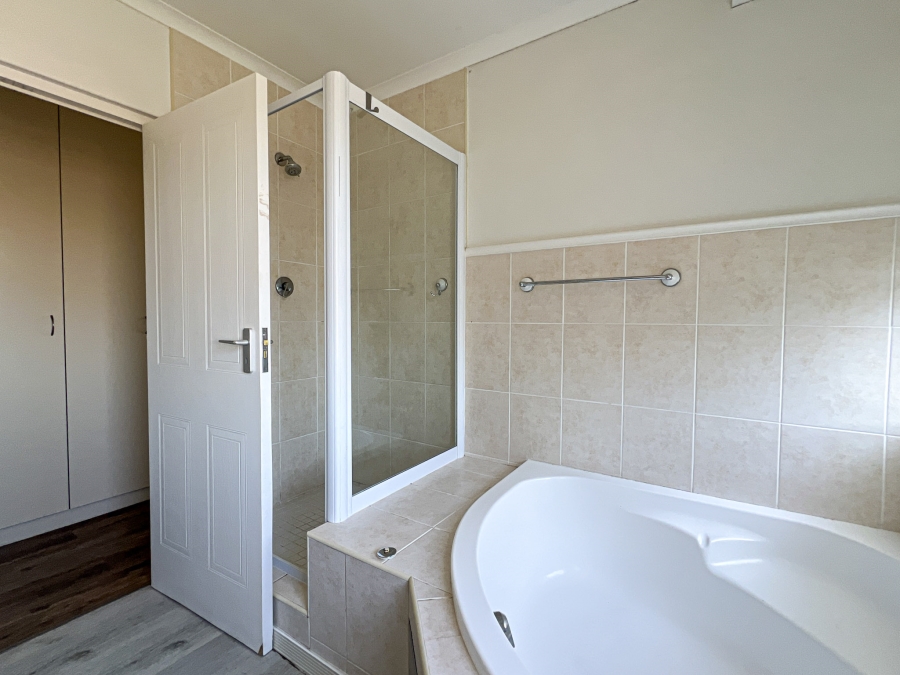 3 Bedroom Property for Sale in Langebaan Country Estate Western Cape